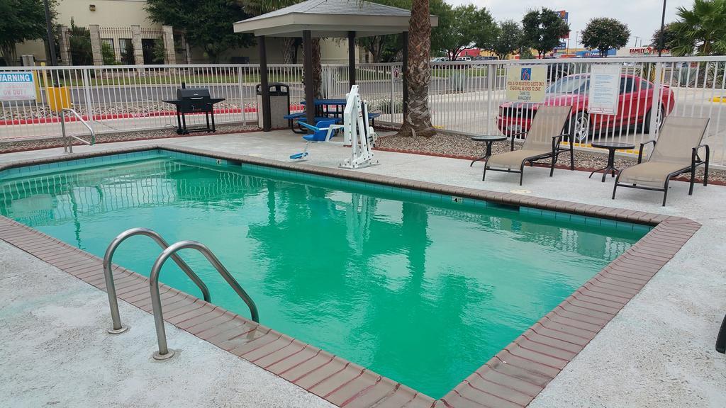 Motel 6-Eagle Pass, Tx - Lakeside Exterior foto